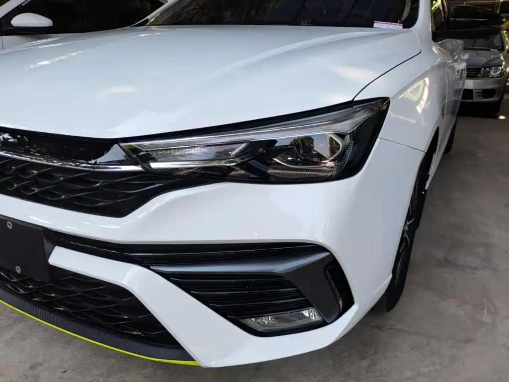 Roewe i5 — миниатюра 24
