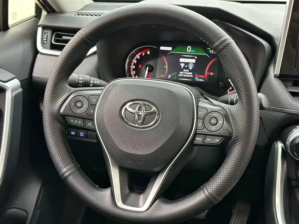 Toyota RAV4 — миниатюра 23