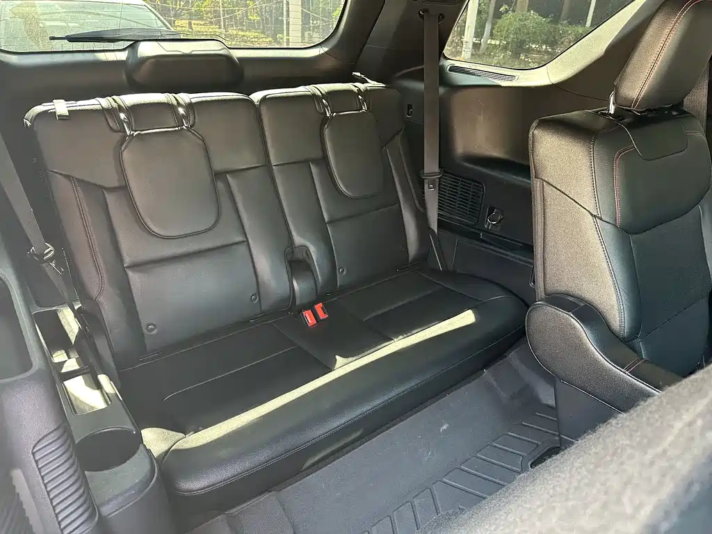 Ford Explorer — миниатюра 28