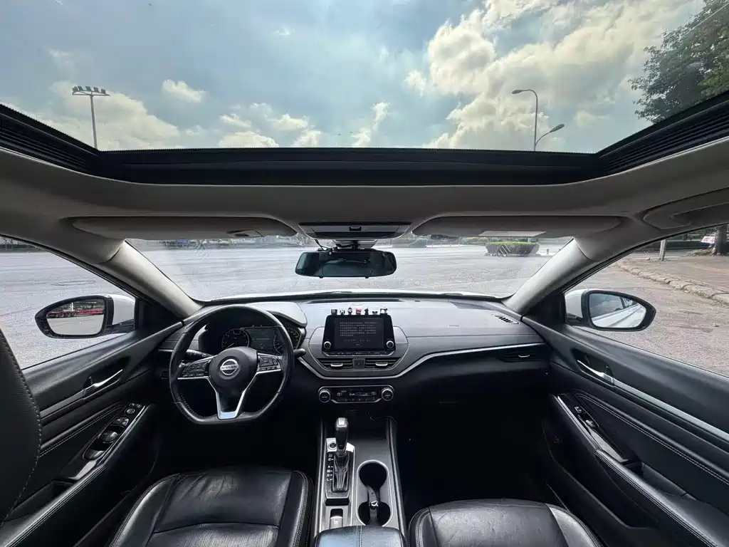 Nissan Teana — миниатюра 5