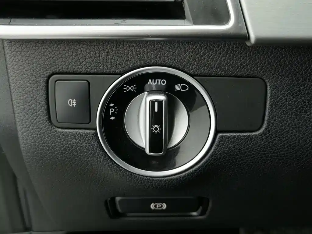 Mercedes-Benz M-Class — миниатюра 21
