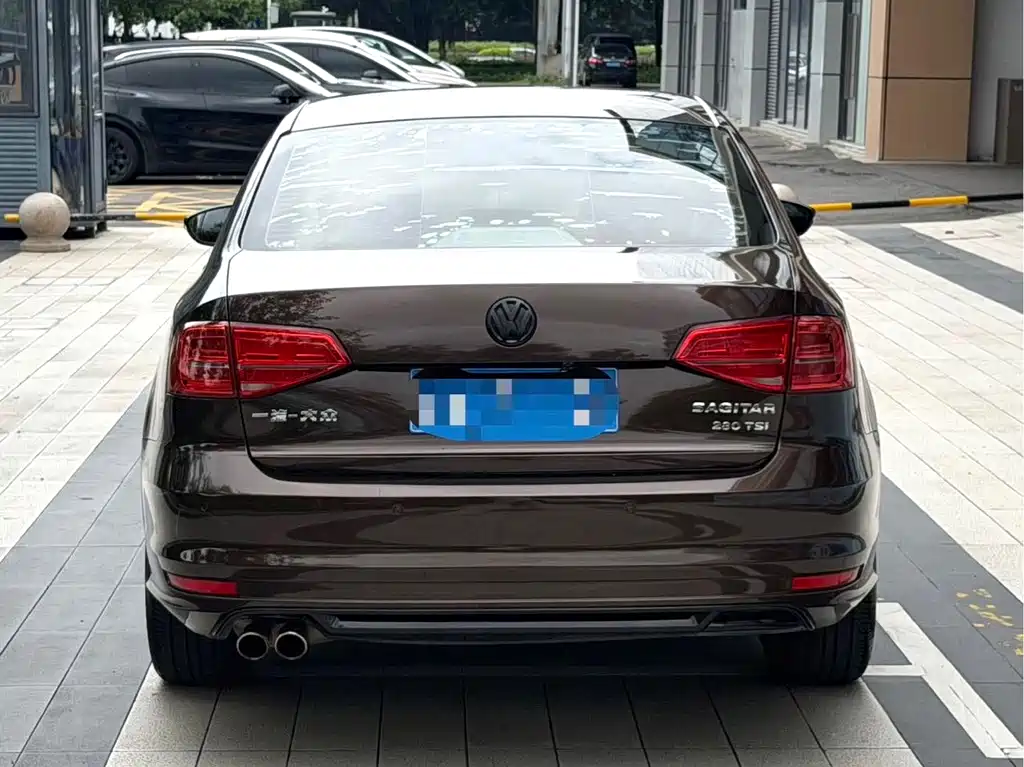 Volkswagen Sagitar — миниатюра 8