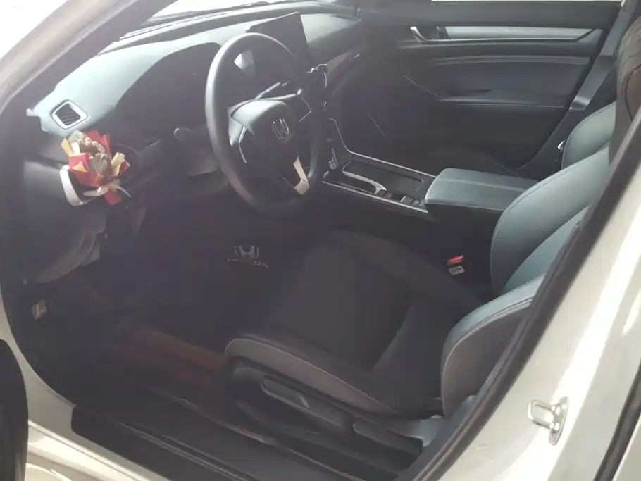 Honda Inspire — миниатюра 9