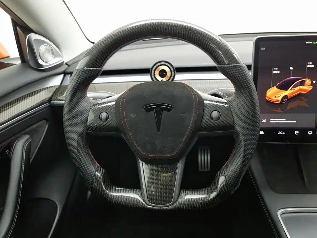 Tesla Model 3 — миниатюра 11