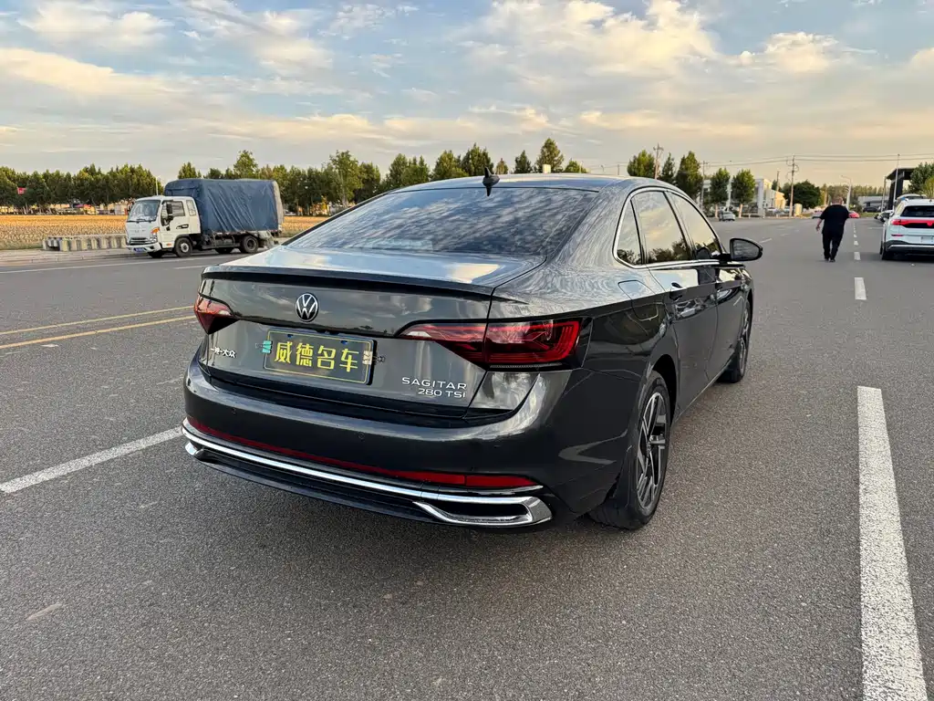 Volkswagen Sagitar — миниатюра 7