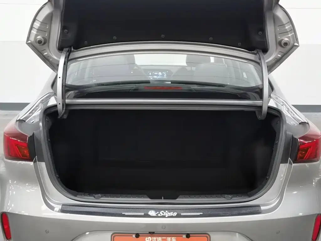 Changan Eado — миниатюра 16