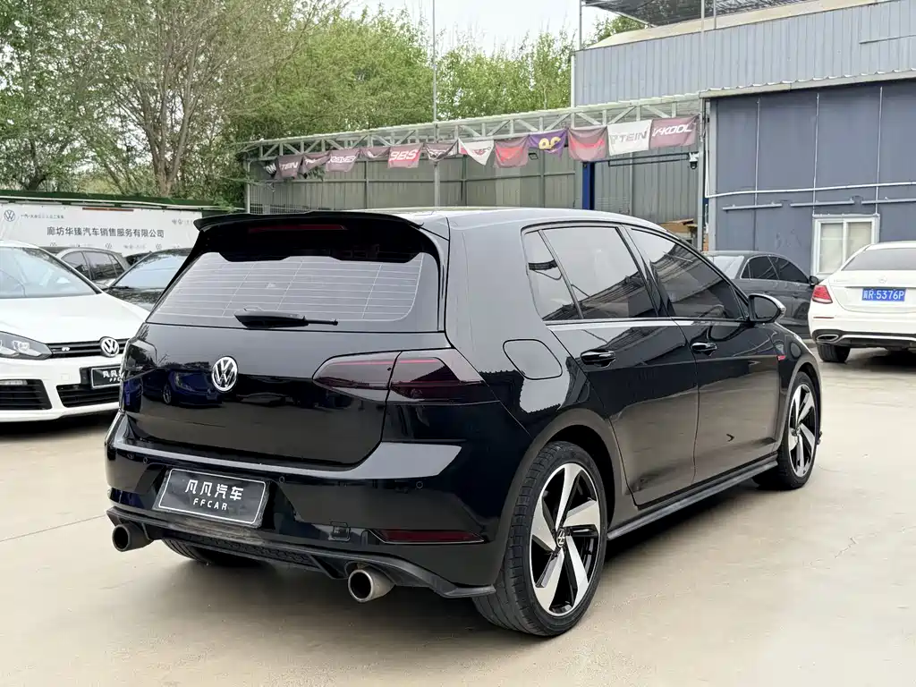 Volkswagen Golf GTI GTI 2018 2.0TSI GTI