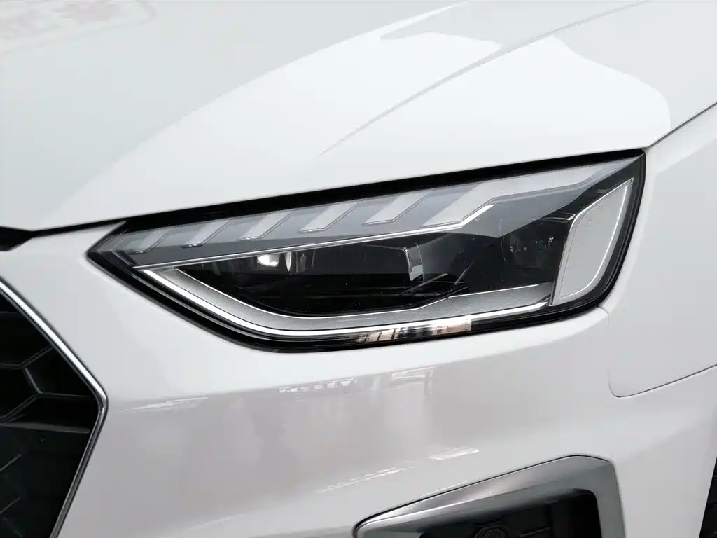 Audi A4L 2020 40 TFSI Luxury