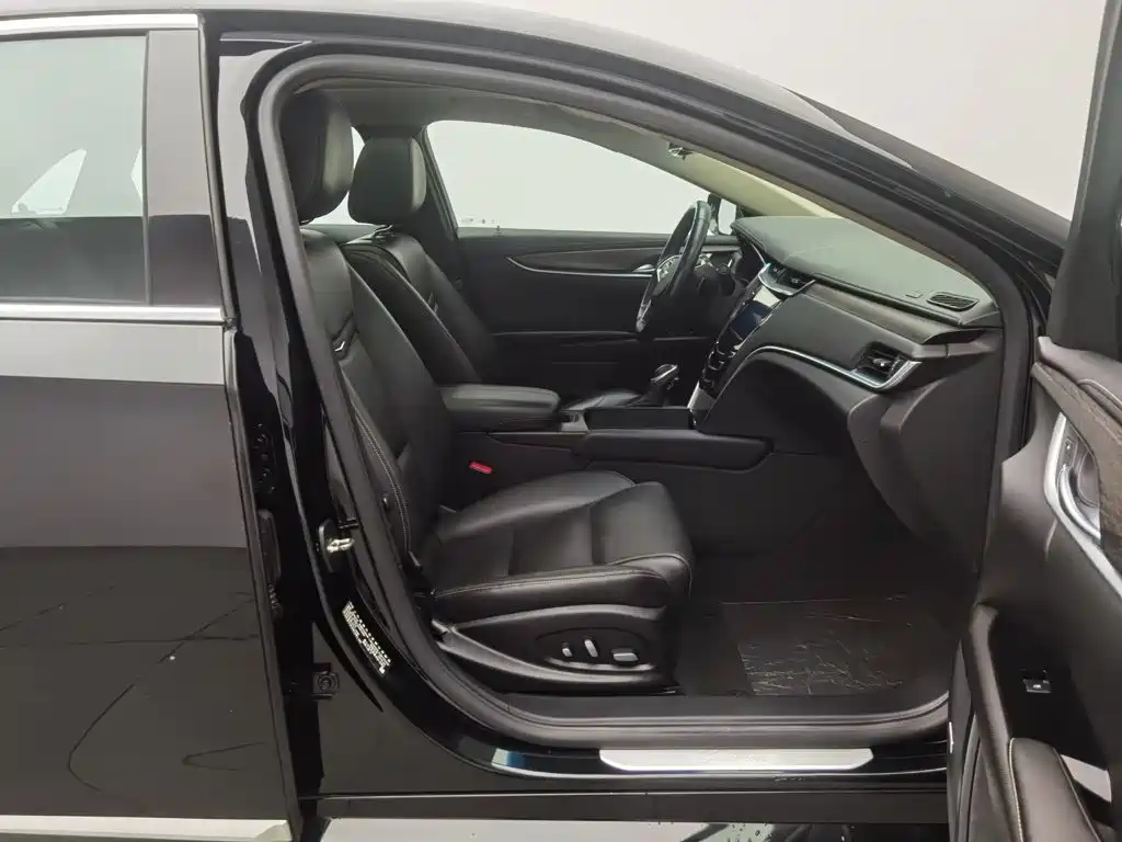 Cadillac XTS — миниатюра 23