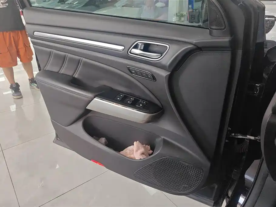 GAC GS8 2020 390T Luxury ( мест)