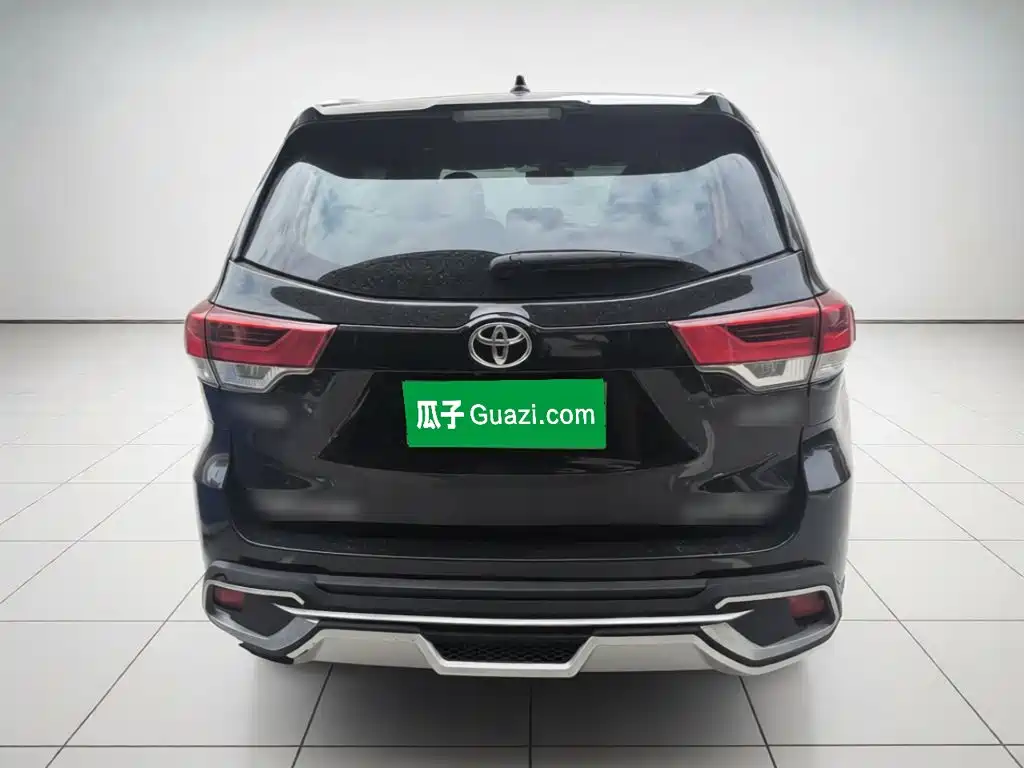 Toyota Highlander — миниатюра 5