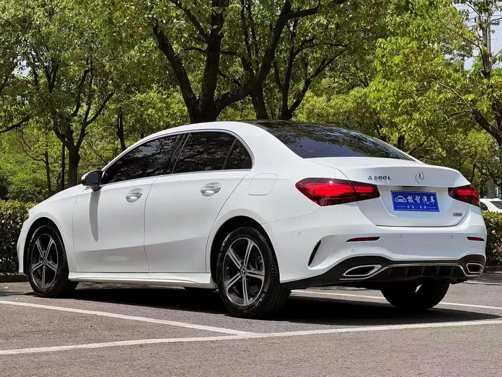 Mercedes-Benz A-Class A 2025 A 200 L Fashion