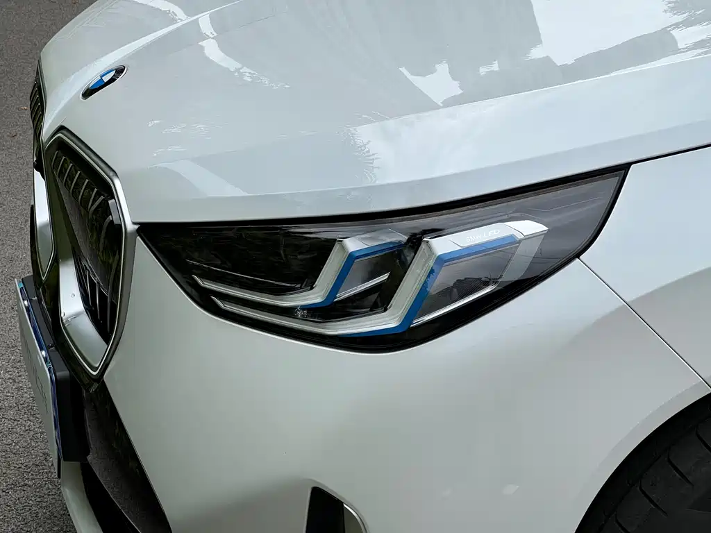 BMW X3 — миниатюра 19