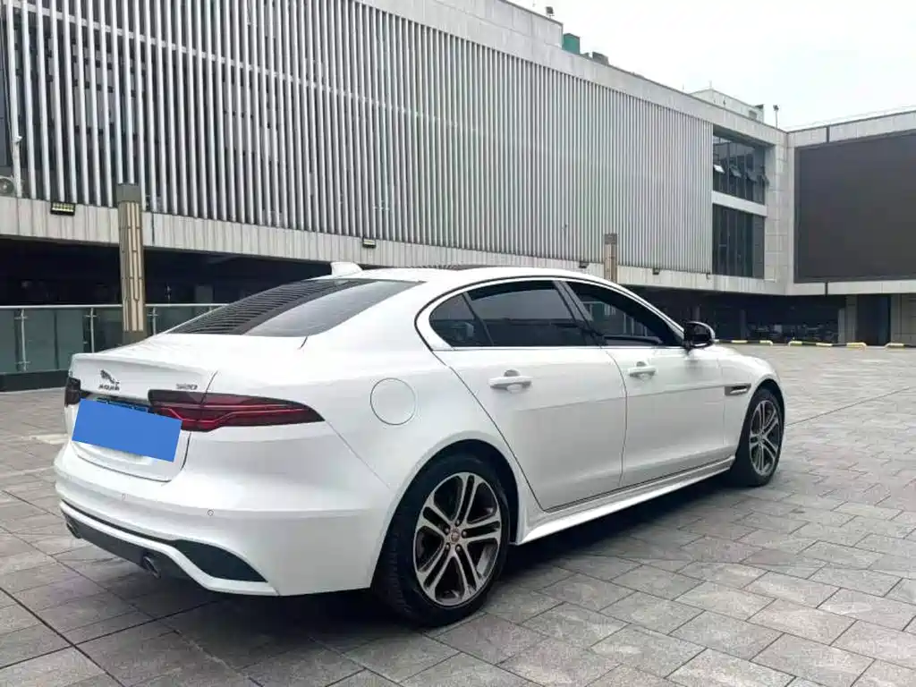 Jaguar XEL — миниатюра 7