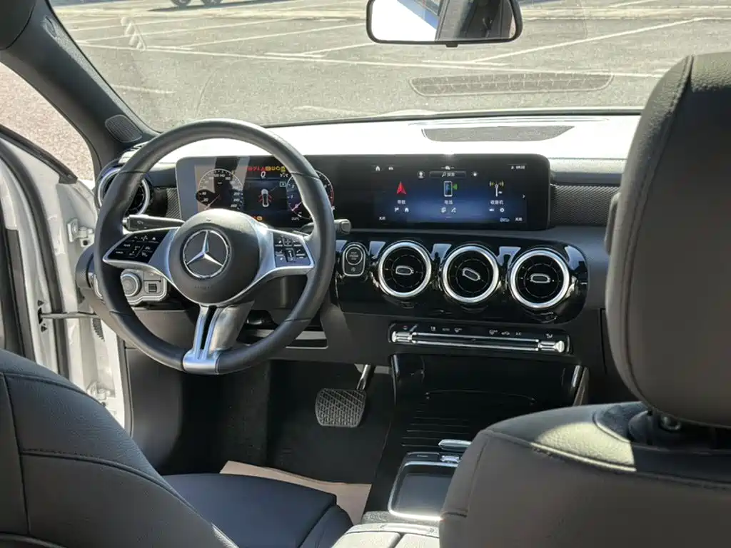 Mercedes-Benz A-Class — миниатюра 20