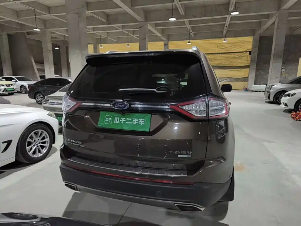Ford Edge — миниатюра 6