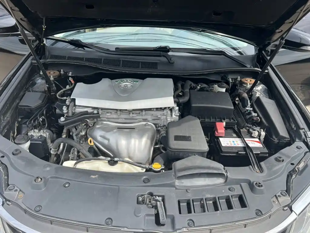 Toyota Camry — миниатюра 8