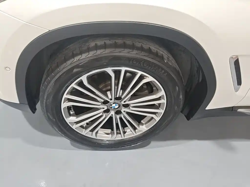 BMW X3 — миниатюра 23