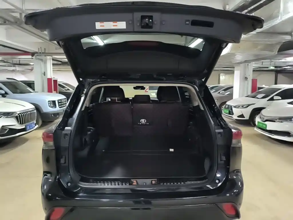 Toyota Highlander — миниатюра 15