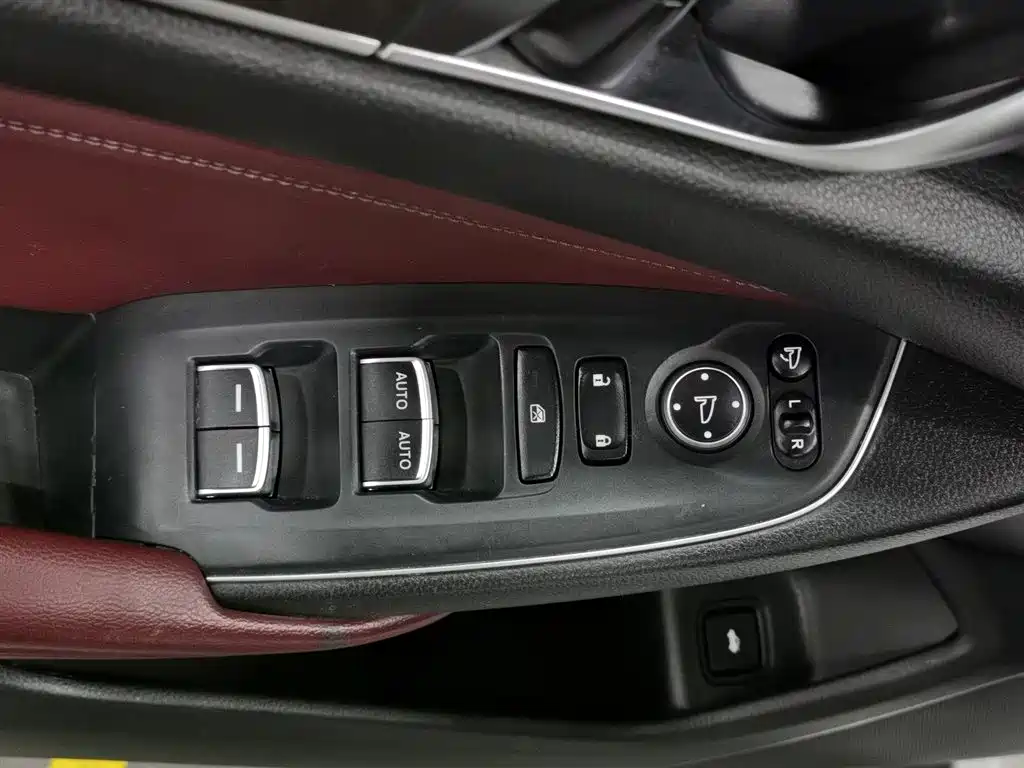 Honda Inspire 2022 260TURBO