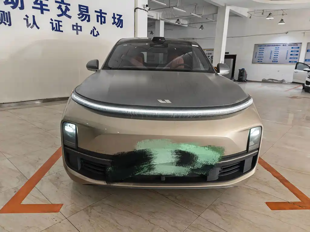 Li Auto Li L9 — миниатюра 2