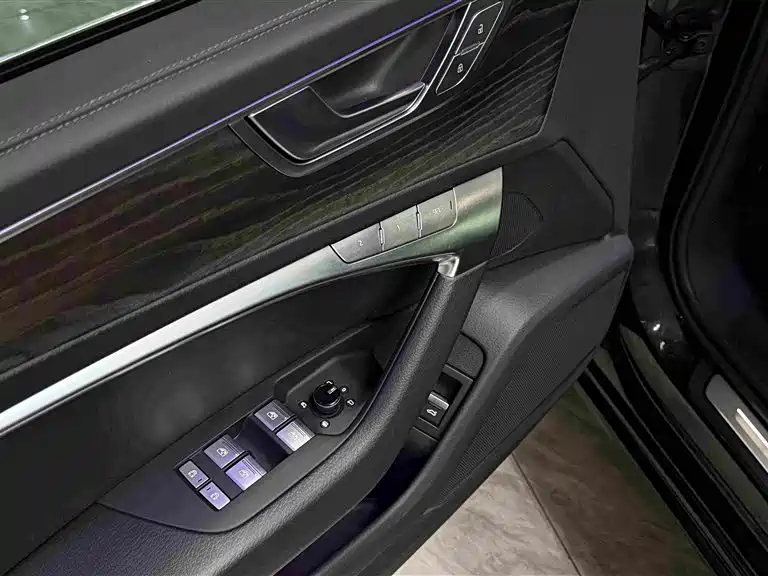 Audi A6L 2024 45 TFSI quattro