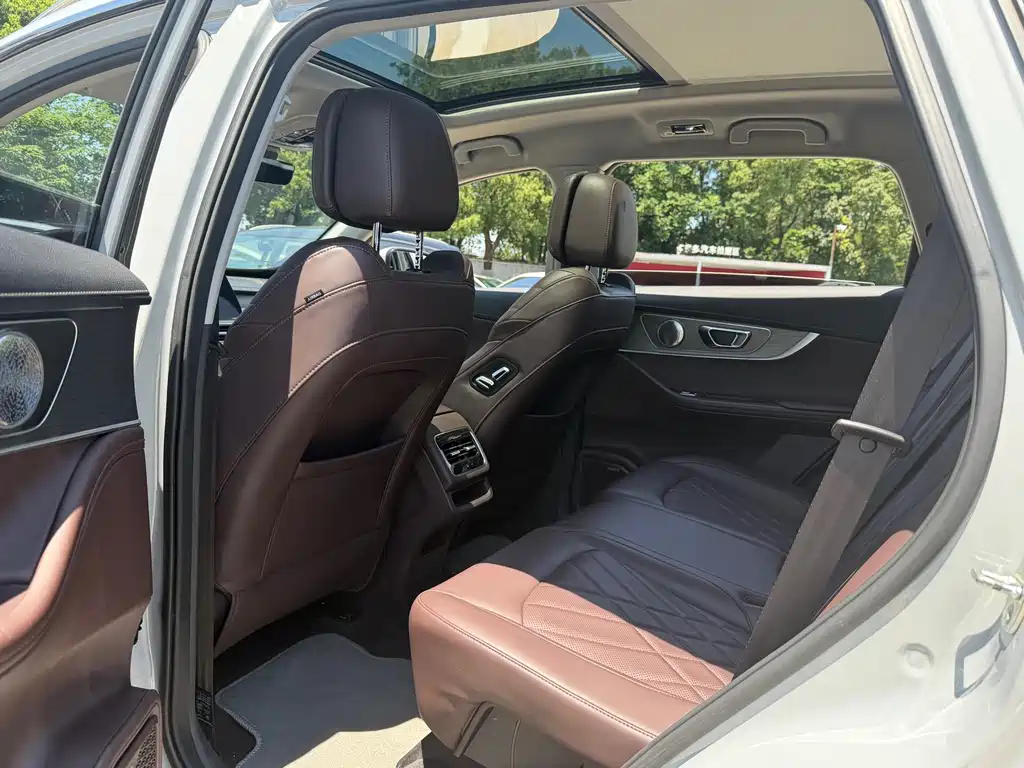 Chery 8 PRO 2022 PLUS NE 1.4T GDI DCT Luxury