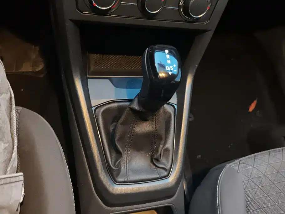 Volkswagen T-Cross — миниатюра 16