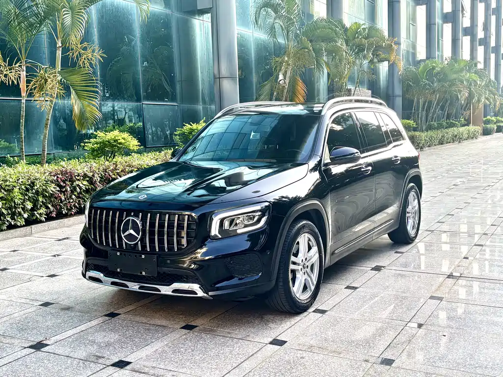 Купить Mercedes-Benz GLB
