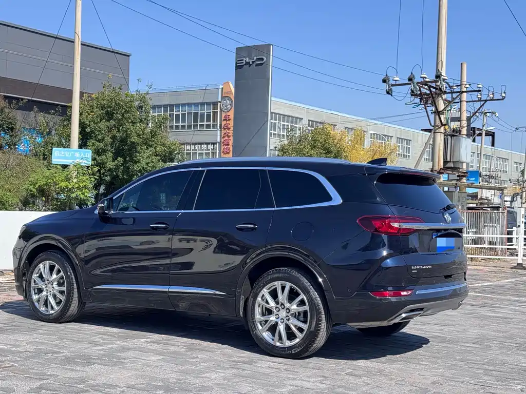Buick Enclave — миниатюра 6