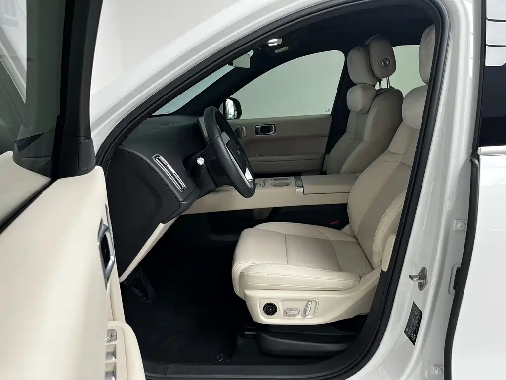 Li Auto Li L6 — миниатюра 9