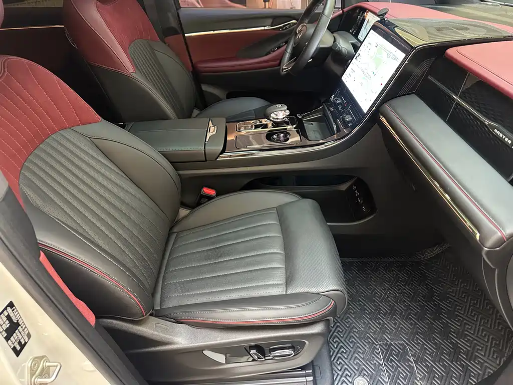 GAC M8