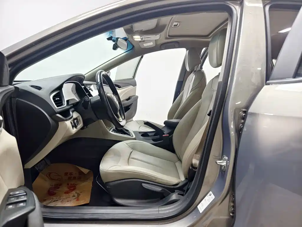 Buick Excelle — миниатюра 11