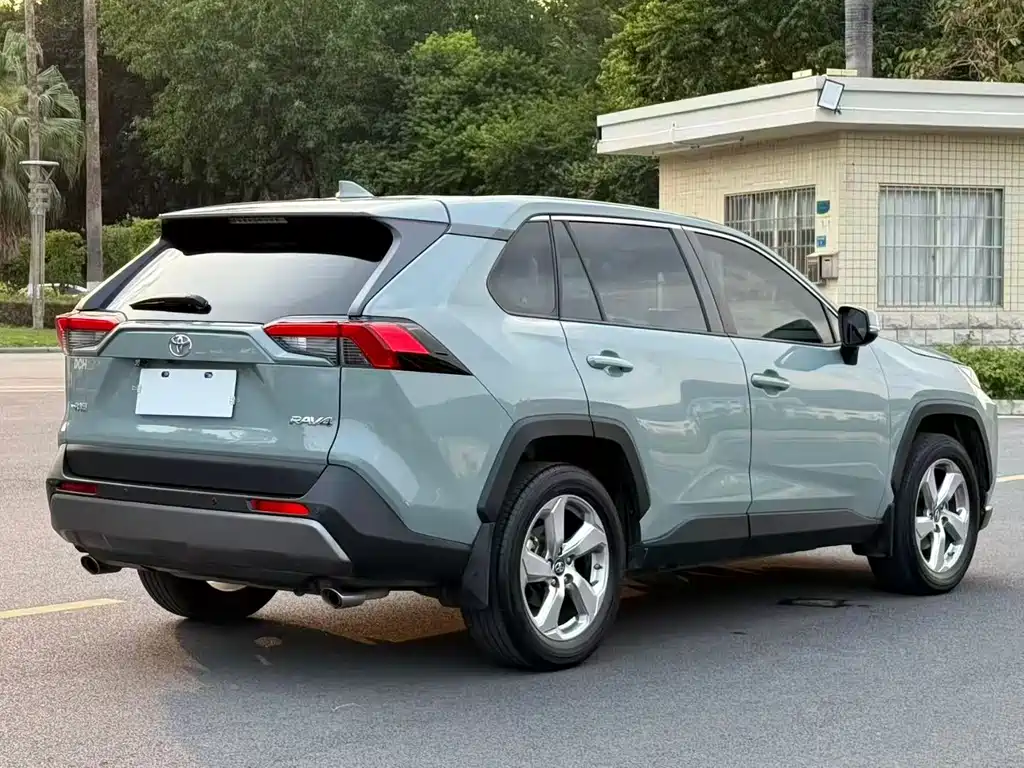 TOYOTA RAV4 RONGFANG