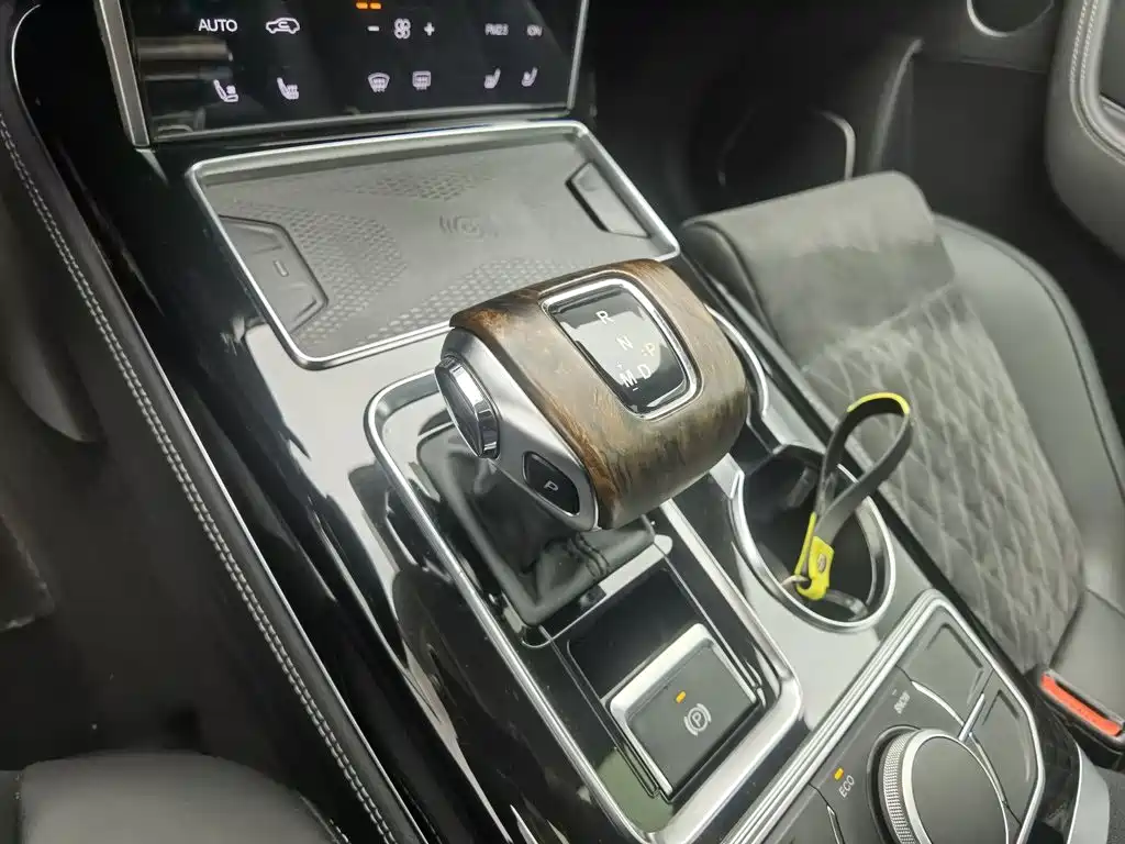 Hongqi Hongqi HS7 — миниатюра 13