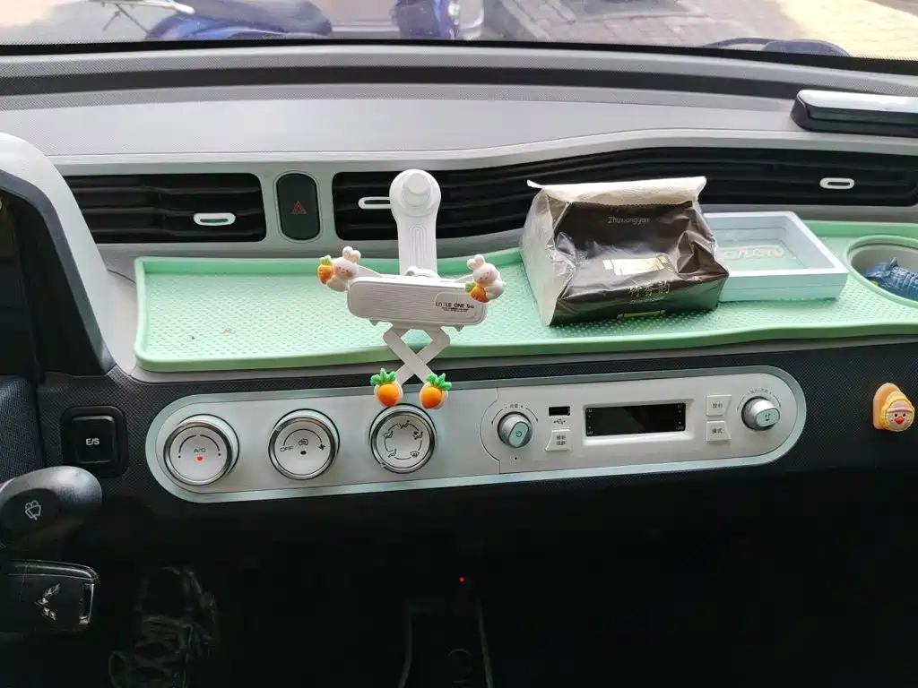 Wuling MINIEV — миниатюра 16