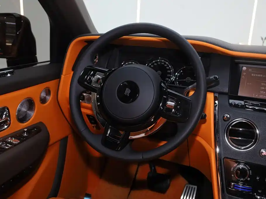 Rolls-Royce Cullinan — миниатюра 2