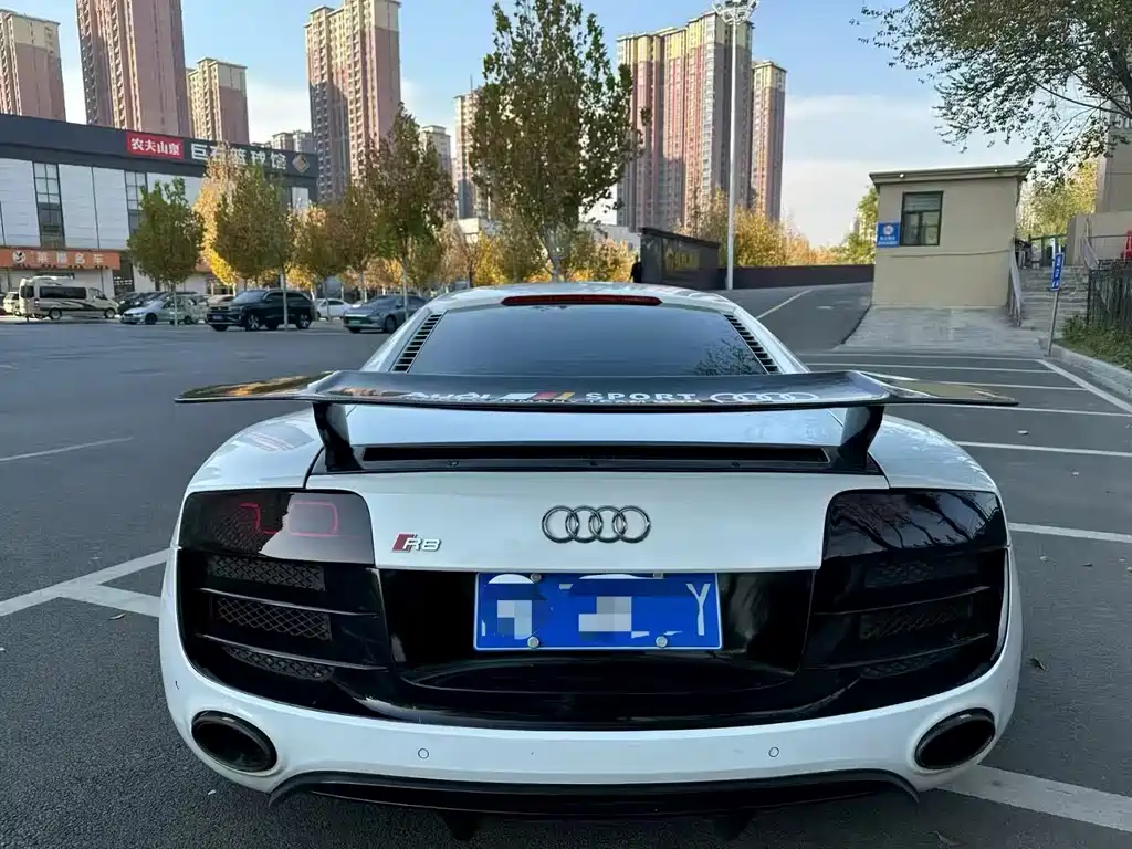 Audi R8 2010 5.2 FSI quattro