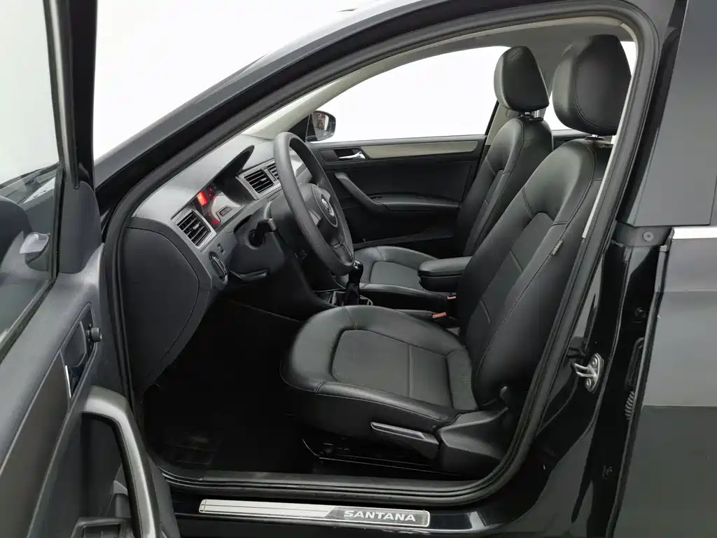 Volkswagen Santana — миниатюра 10