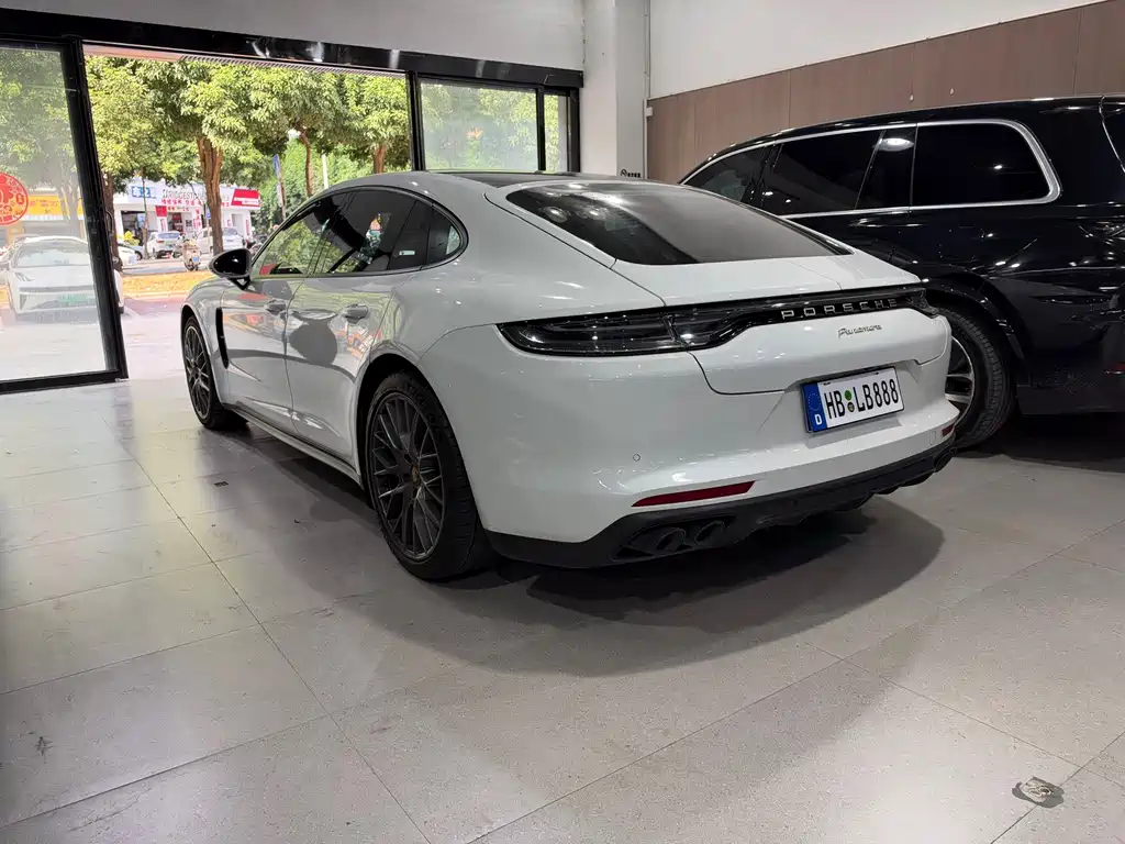 Porsche Panamera — миниатюра 5