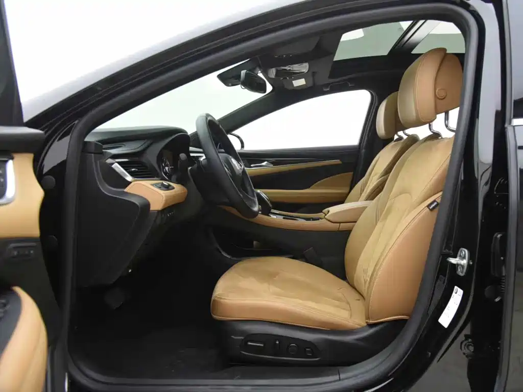 Buick LaCrosse 2021 652T Luxury