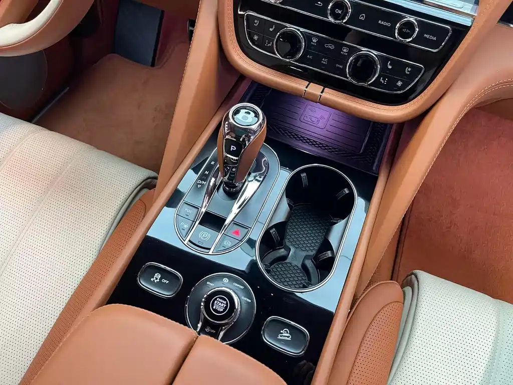 Bentley Bentayga — фотографии объявления, Фото 17