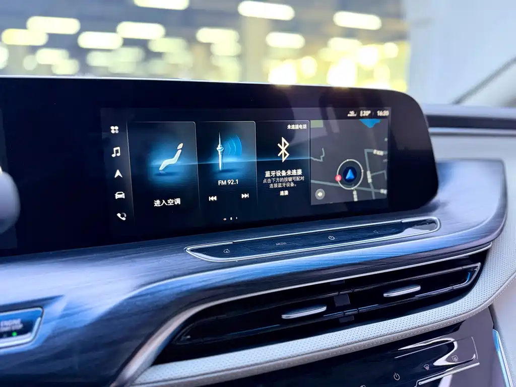 Buick GL8 — миниатюра 6