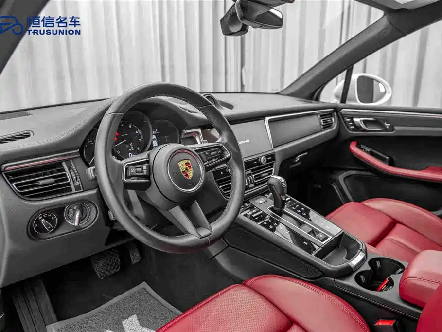 Porsche Macan — миниатюра 12