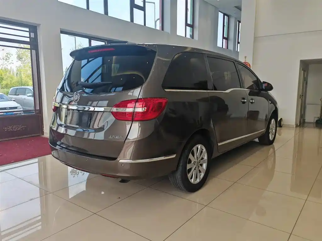 Buick GL8 2017 25S Luxury V