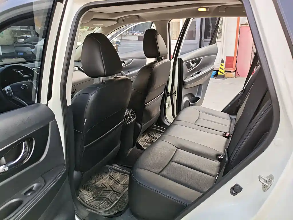 Nissan X-Trail 2014 2.5L CVT Luxury 4WD