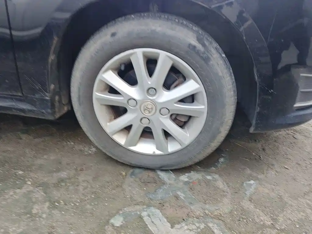 BAIC E-Series — миниатюра 8