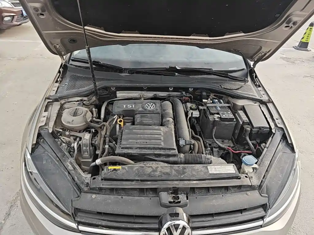 Volkswagen Golf — миниатюра 20