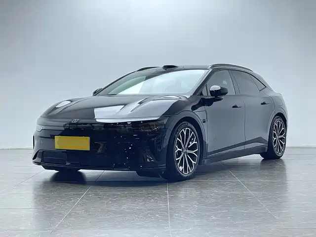2025 Zeekr 007