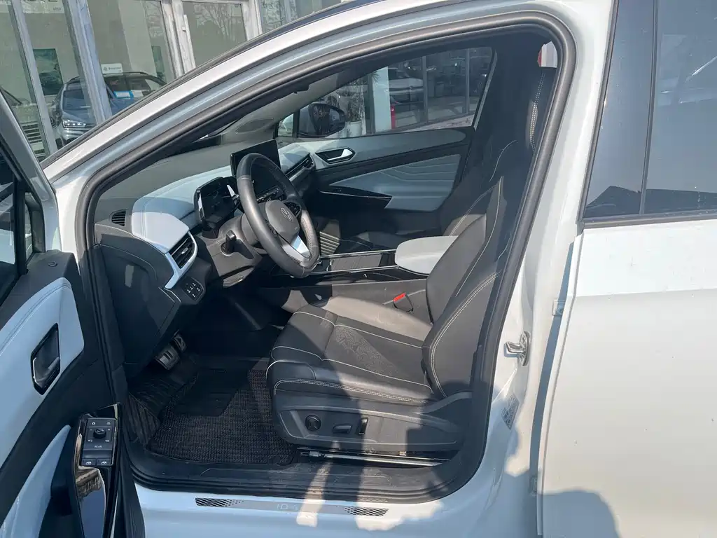 VOLKSWAGEN ID.4 X